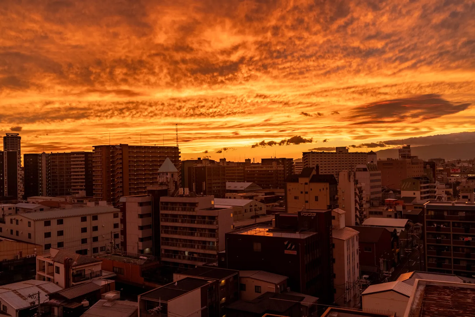 晚霞，2026.09.20 18:01